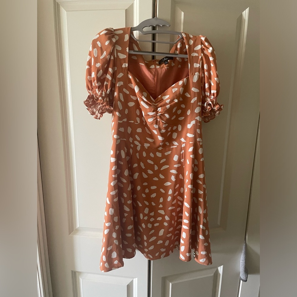 Lulus puff sleeve dress